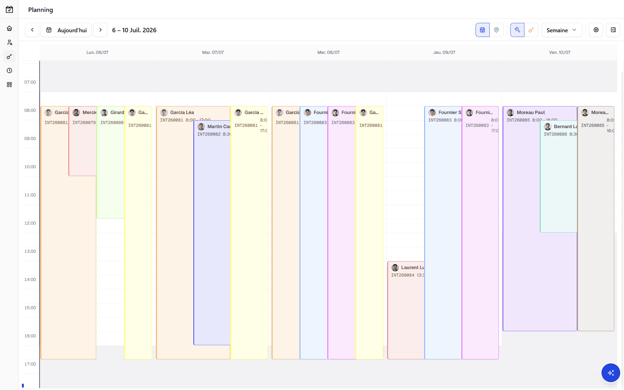 Capture d'écran du planning d'interventions Kelvio avec calendrier hebdomadaire et assignation d'équipes